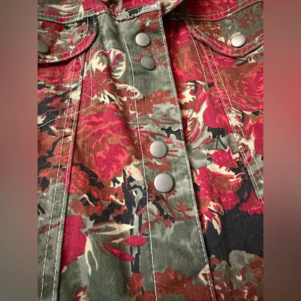 Live a Little Floral Print Jean Jacket in Red and Olive - Picture 8 of 9